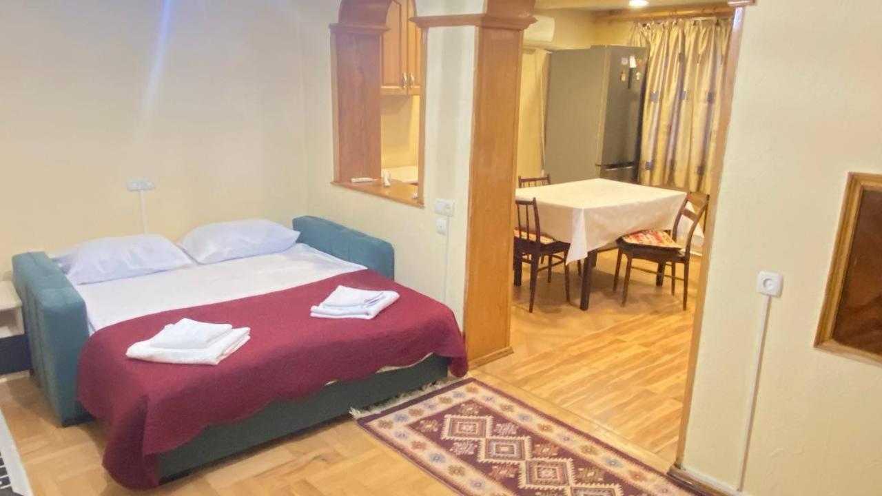 Mari Apartment Тбилиси Екстериор снимка